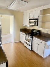 214 Meadowbrook Dr in Dothan, AL - Building Photo - Building Photo