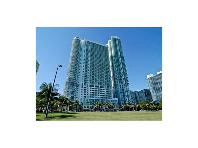 property at 1800 N Bayshore Dr