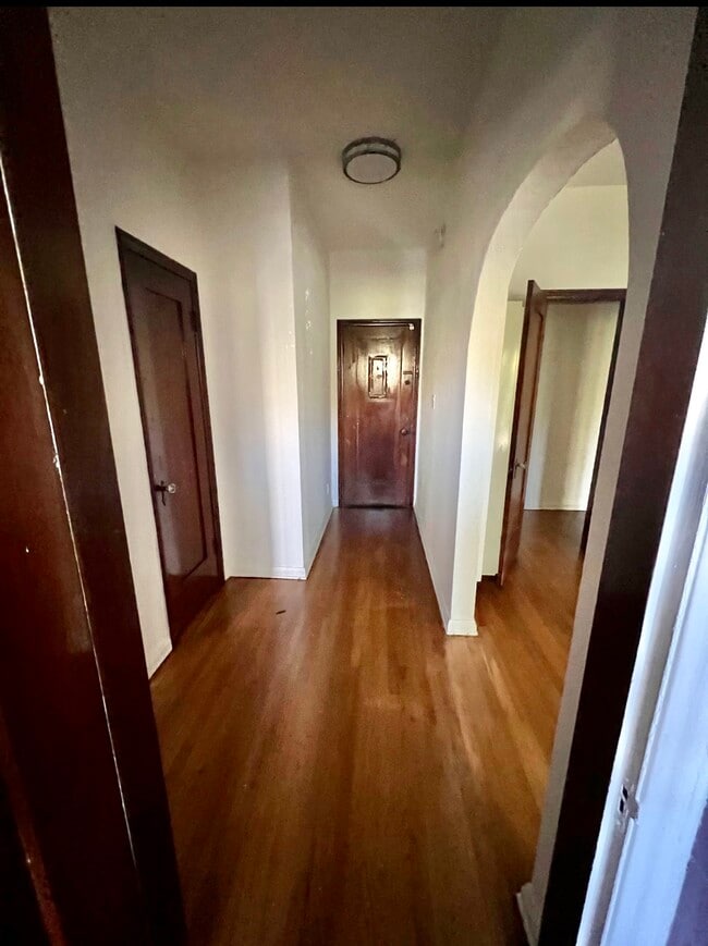 367 N Orange Grove Ave in Los Angeles, CA - Building Photo - Building Photo