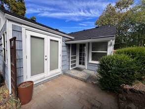 509 Scenic Dr in Ashland, OR - Building Photo - Building Photo