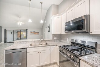 1381 Byrd Ct in Rockledge, FL - Building Photo - Building Photo