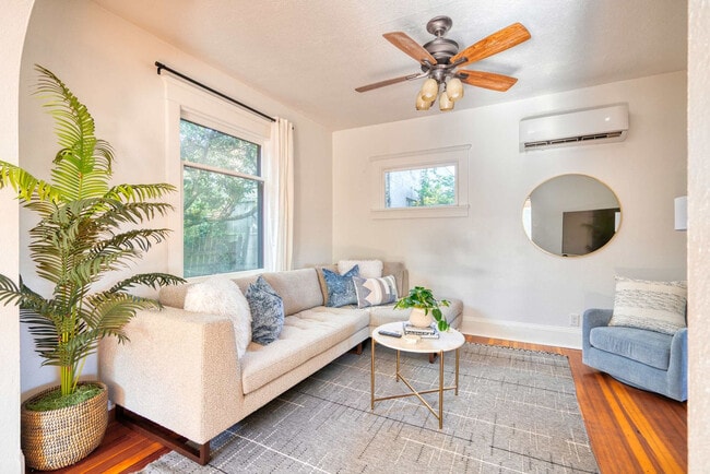 4500 NE Garfield Ave.