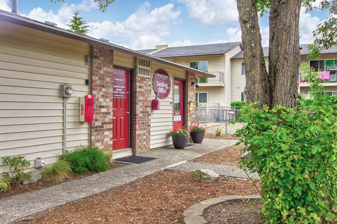 Covington Square Apartments in Aloha, OR - Foto de edificio