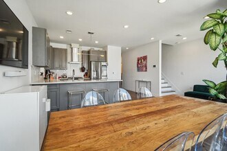 13 Graham St in Jersey City, NJ - Building Photo - Building Photo