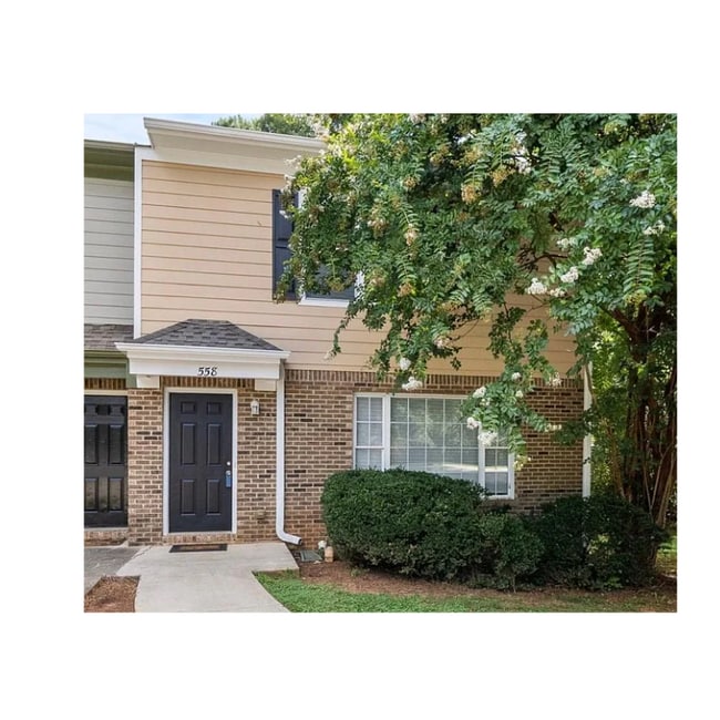 558 Manning Rd SW