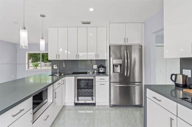 11380 SW 180th St in Miami, FL - Building Photo - Building Photo