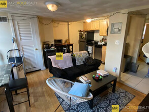 238 Cambridge St, Unit 6 in Boston, MA - Building Photo - Building Photo