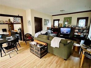 1348 N Gale St in Indianapolis, IN - Foto de edificio - Building Photo