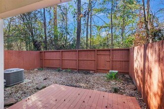 100 S Piper Trace in Spring, TX - Building Photo - Building Photo
