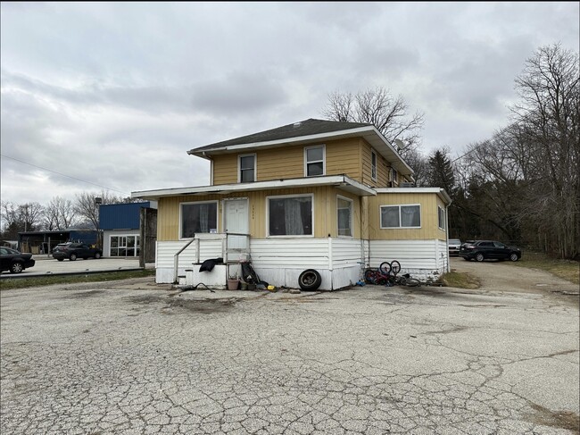 50860 State Hwy 933 in South Bend, IN - Foto de edificio - Building Photo