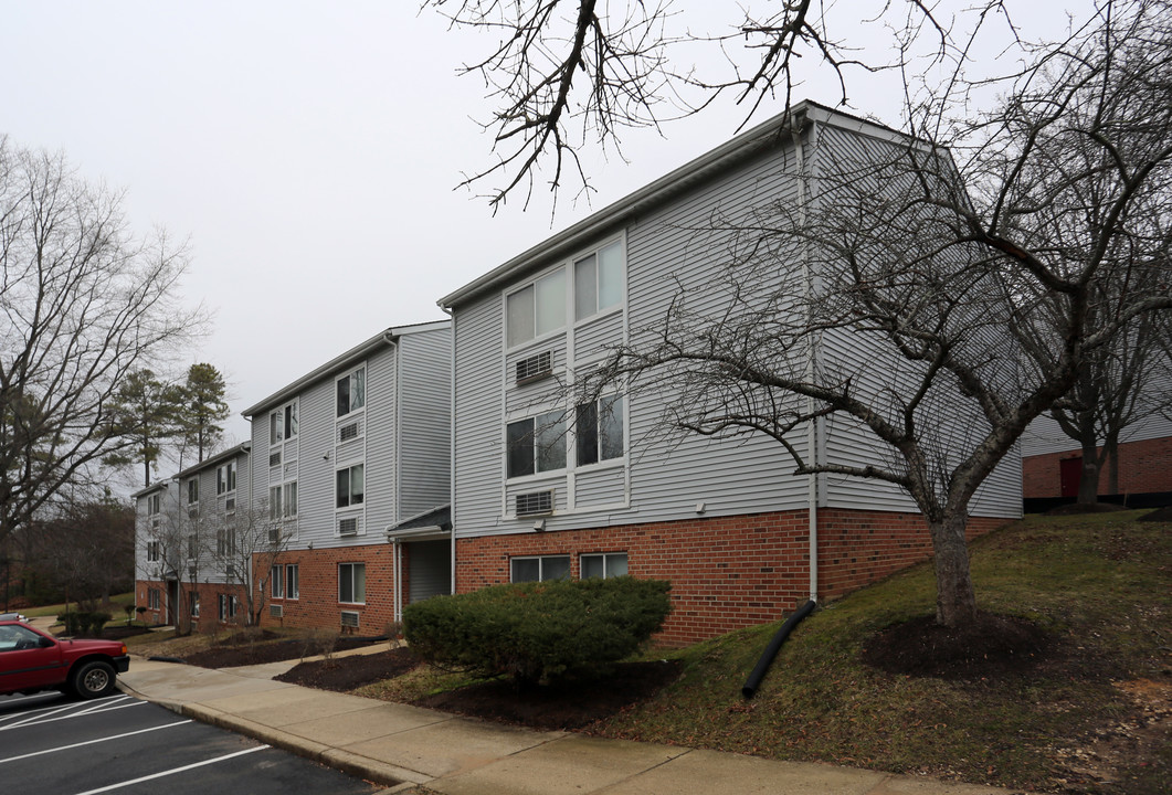 Breton Bay Gardens in Leonardtown, MD - Building Photo