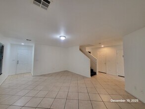 9965 Mardagen St in Las Vegas, NV - Building Photo - Building Photo