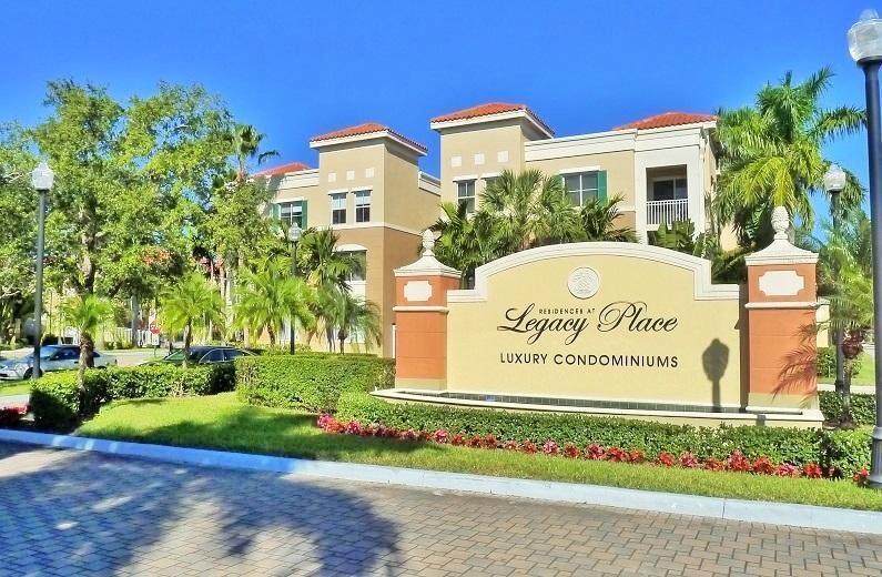 11037 Legacy Blvd in Palm Beach Gardens, FL - Building Photo