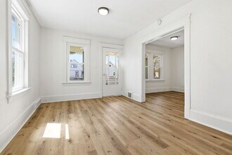 2935 E 121st St in Cleveland, OH - Building Photo - Building Photo