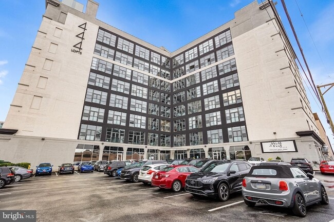 property at 444 N 4th St