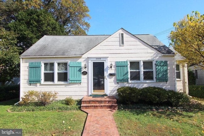 property at 3052 Westfall Pl