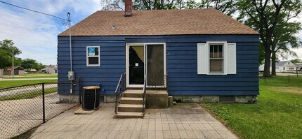 532 Anna Ave in Machesney Park, IL - Building Photo - Building Photo