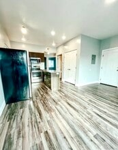 591 Turin Way in Rexburg, ID - Foto de edificio - Building Photo