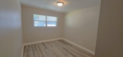 4315 Navajo St in Pasadena, TX - Building Photo - Building Photo
