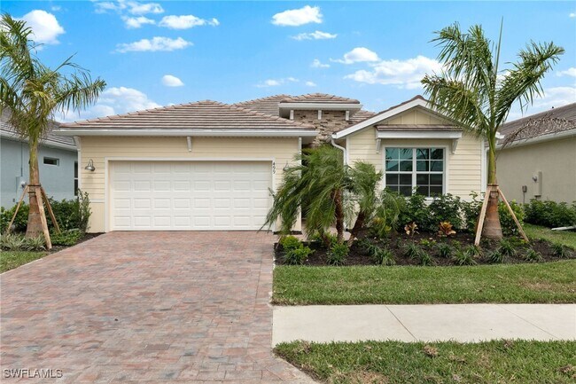 499 Polihale Wy in Naples, FL - Building Photo - Building Photo