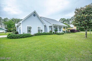 12237 Lyndell Plantation Dr in Panama City Beach, FL - Building Photo
