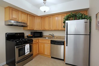 Hamilton Court East Apartments Bensalem Pa Apartments