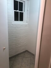 584 Madison Ave, Unit 1 in Albany, NY - Building Photo - Building Photo
