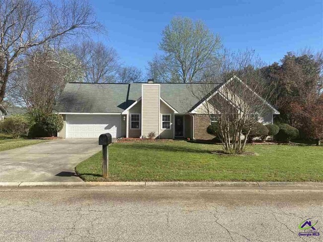 property at 1217 Candlwyck Dr