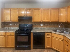 2891 Belle Ln in Schaumburg, IL - Building Photo - Building Photo
