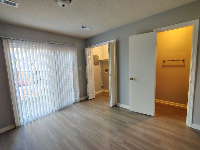 74 Ferguson Dr in Lynchburg, VA - Building Photo - Building Photo