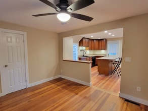 59 East St in Easthampton, MA - Building Photo - Building Photo