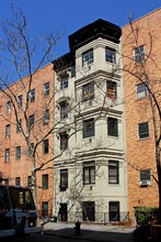 21 W 74th St in New York, NY - Building Photo - Building Photo