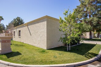 311 E Pinon Way in Gilbert, AZ - Building Photo - Building Photo