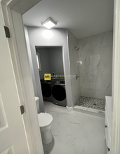 12 Lawrence St, Unit 12 in Watertown, MA - Building Photo - Building Photo