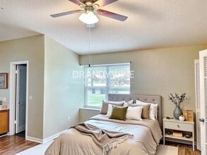 7658 Collins Ridge Blvd in Jacksonville, FL - Foto de edificio - Building Photo