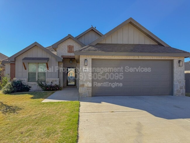 property at 801 N 5th St