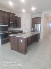 9845 Summerlake Groves St in Winter Garden, FL - Building Photo - Building Photo