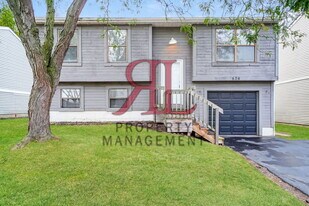 836 Hickok Dr in Columbus, OH - Building Photo