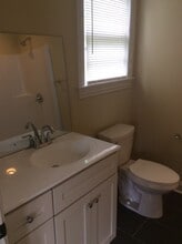 1009 Grace St in Charlotte, NC - Foto de edificio - Building Photo