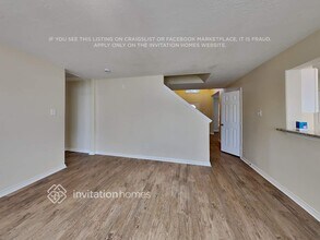 16942 Hampton Glen Ct in Houston, TX - Foto de edificio - Building Photo