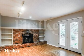 13028 W 100th Terrace in Lenexa, KS - Building Photo - Building Photo