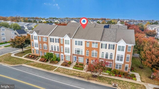 25065 Riding Center Dr in South Riding, VA - Building Photo - Building Photo