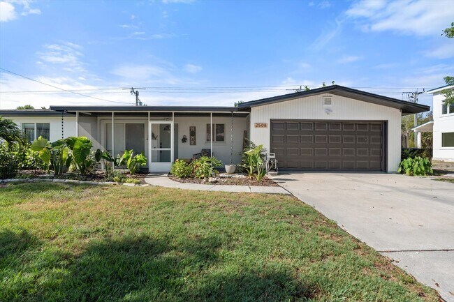 2508 Britannia Rd in Sarasota, FL - Building Photo - Building Photo