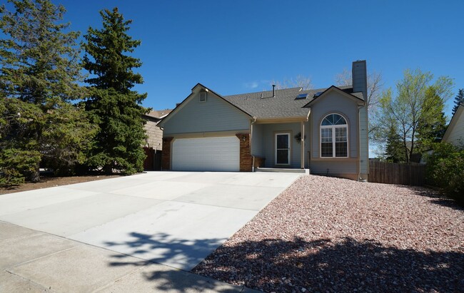 property at 7980 Camfield Cir