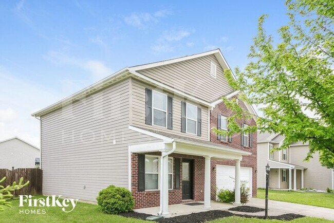 699 Findlay Ln in Greenwood, IN - Building Photo - Building Photo