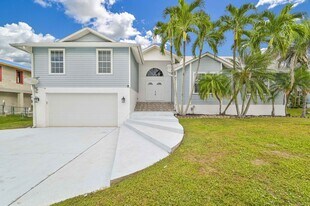 17611 Boat Club Dr in Ft. Myers, FL - Building Photo