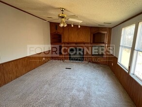 212 Kara Ln in Lexington, NC - Building Photo - Building Photo