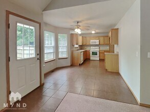 1112 S Saratoga Ave in Springfield, MO - Building Photo - Building Photo