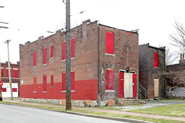 4401-4405 Vista Ave in St. Louis, MO - Building Photo - Building Photo