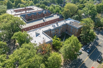 850 Elm St in New Haven, CT - Building Photo - Building Photo